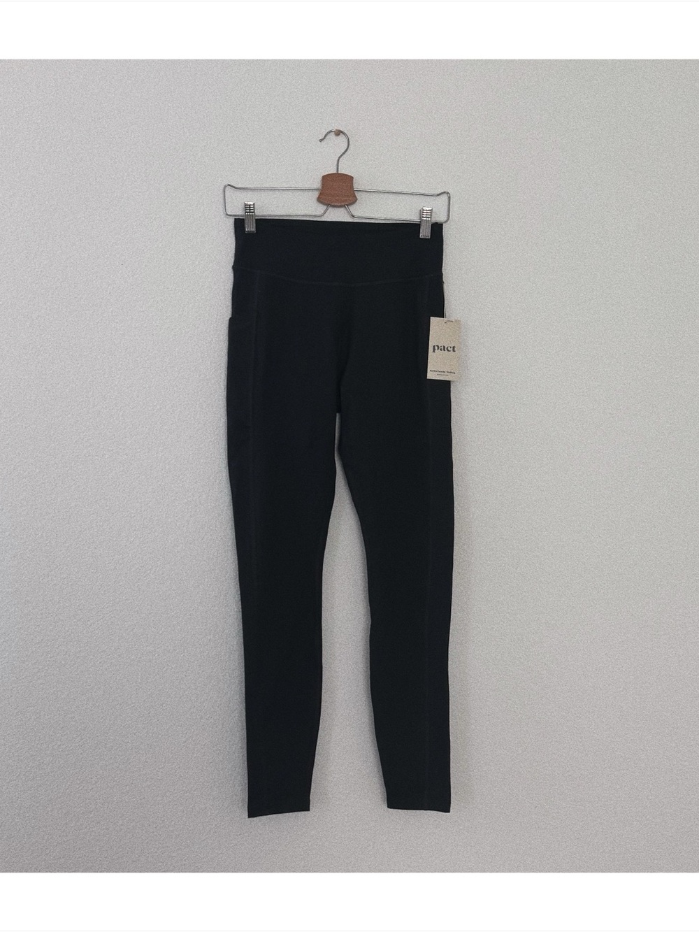 NWT pact women's on the go-to pocket legging